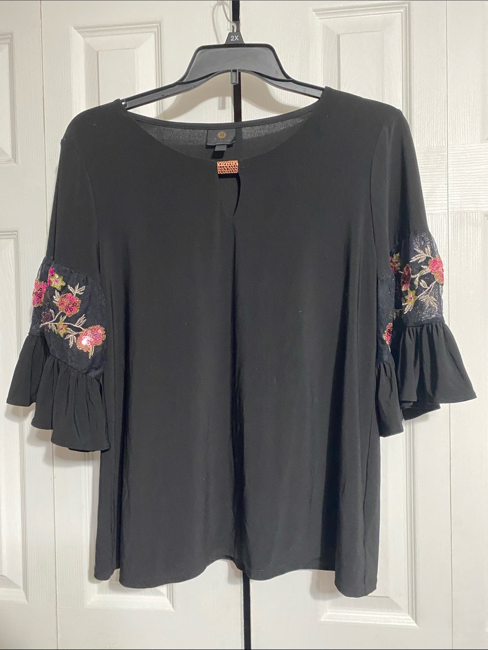 JM Collection black & floral top shirt blouse size XL